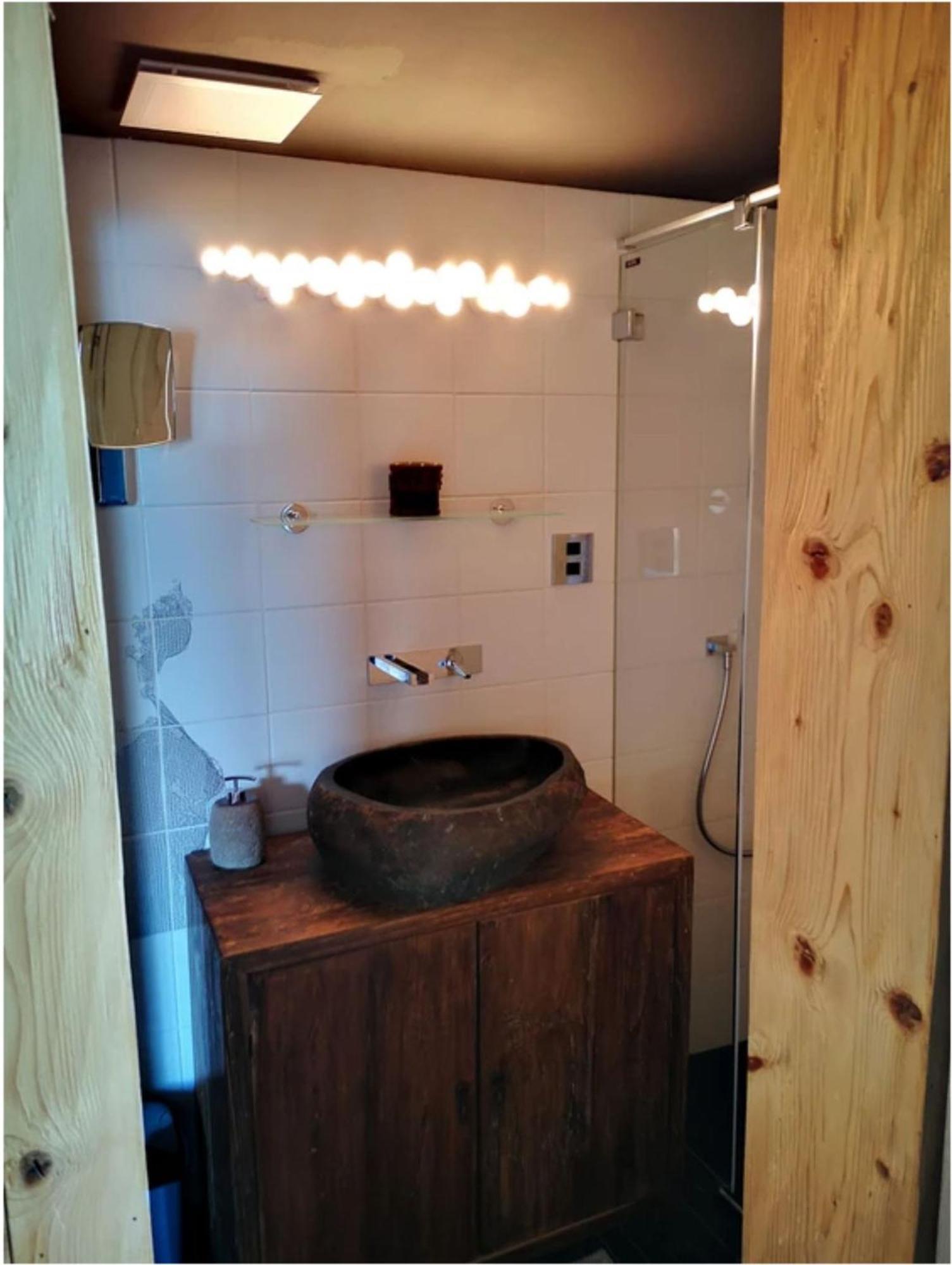 Chalet With View Of The Mountains And The Thun Lake Sigriswil Esterno foto